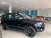 Bán Ford Everest Titanium 4x2 năm 2021, màu đen