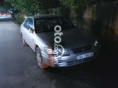 Bán ô tô Toyota Camry 2000, màu bạc