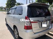 Cần bán Toyota Innova sản xuất 2015, màu bạc còn mới, giá 370tr