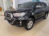 Bán Toyota Hilux năm sản xuất 2018, màu đen, xe nhập