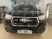 Bán Toyota Hilux năm sản xuất 2018, màu đen, xe nhập