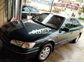 Cần bán gấp Toyota Camry 2.2 sản xuất 2000