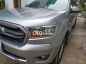 Bán Ford Ranger XLS 2.2AT năm sản xuất 2019, màu bạc, nhập khẩu chính chủ