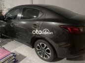 Cần bán gấp Mazda 2 đời 2016, màu nâu, nhập khẩu