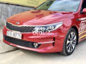 Cần bán Kia Optima 2.0AT sản xuất 2017, màu đỏ