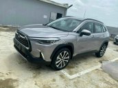 Cần bán Toyota Corolla Cross 2021 đủ màu đủ phiên bản. Xe có sẵn giao ngay