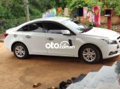 Cần bán gấp Chevrolet Cruze đời 2015, màu trắng, giá chỉ 295 triệu