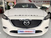 Cần bán gấp Mazda 6 năm 2015, màu trắng