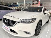 Cần bán gấp Mazda 6 năm 2015, màu trắng