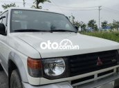 Xe Mitsubishi Pajero sản xuất 1999, màu bạc