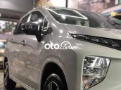 Cần bán Mitsubishi Xpander Cross sản xuất 2021, màu trắng, nhập khẩu xe gia đình