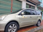 Cần bán Nissan Grand livina năm sản xuất 2010, màu vàng cát