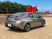 Cần bán gấp Kia Cerato Koup đời 2009, màu xám, nhập khẩu còn mới, 345tr