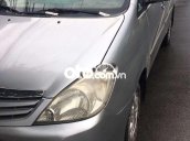 Bán Toyota Innova G đời 2009, màu bạc xe gia đình