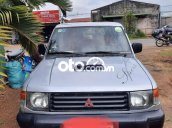 Cần bán Mitsubishi Pajero 1995, màu bạc, nhập khẩu giá cạnh tranh