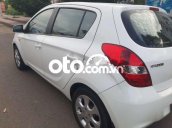 Bán Hyundai i20 năm sản xuất 2011, màu trắng, xe nhập 