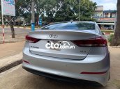 Bán Hyundai Elantra 1.6AT 2017, màu bạc, giá 495tr