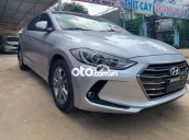 Bán Hyundai Elantra 1.6AT 2017, màu bạc, giá 495tr