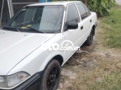 Cần bán Toyota Corolla đời 1989, màu trắng giá cạnh tranh