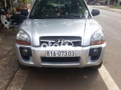 Bán Hyundai Tucson sản xuất năm 2010, màu bạc, nhập khẩu nguyên chiếc, giá tốt