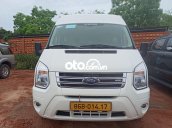 Cần bán xe Ford Transit Luxury đời 2019, màu trắng chính chủ 