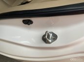 Bán xe gia đình Toyota Vios G 2017, giá sốc ưu đãi, còn mới