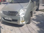 Cần bán xe Toyota Innova sản xuất 2010, màu bạc, giá 215tr