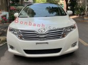 Bán ô tô Toyota Venza đời 2010, màu trắng, nhập khẩu nguyên chiếc, giá chỉ 760 triệu