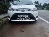 Bán Toyota Vios MT đời 2017, màu trắng, giá 350tr