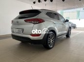 Bán xe Hyundai Tucson năm sản xuất 2016, màu bạc, xe nhập giá cạnh tranh