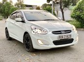 Bán xe Hyundai Accent sản xuất 2015, màu trắng, nhập khẩu nguyên chiếc 