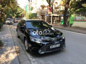 Xe Toyota Camry sản xuất 2016, màu đen còn mới