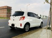 Bán Toyota Yaris năm sản xuất 2013, màu trắng  