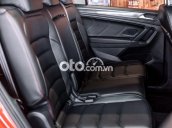 Cần bán Volkswagen Tiguan đời 2018, màu đỏ còn mới