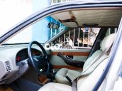 Bán xe Peugeot 405 sản xuất năm 1994, màu bạc, xe nhập còn mới