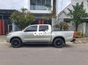 Bán Toyota Hilux sản xuất năm 2011, màu bạc, xe nhập, giá tốt