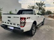 Bán xe Ford Ranger Wiltrak 2.0 biturbo 4×4 AT năm sản xuất 2019, màu trắng như mới, giá 830tr