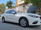 Xe Mazda 3 đời 2017, màu trắng  