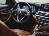 Cần bán BMW 530i sản xuất năm 2018, màu đen, nhập khẩu  