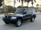 Bán ô tô Mitsubishi Pajero đời 2004, màu đen  