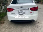 Xe Kia Cerato 2.0 đời 2010, màu trắng, xe nhập