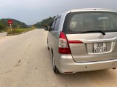 Bán Toyota Innova 2.0E 2015, màu bạc  