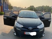 Cần bán gấp Toyota Vios 1.5E MT đời 2018, màu đen
