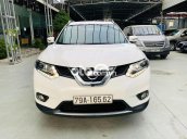 Cần bán lại xe Nissan X trail 2.0 SL 2WD sản xuất năm 2017 còn mới