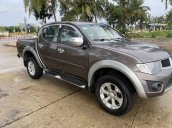 Cần bán xe Mitsubishi Triton GLS 4x4 MT đời 2013, màu xám, nhập khẩu chính chủ, giá 340tr