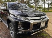 Cần bán gấp Mitsubishi Triton 4x2 AT năm 2020, màu đen, xe nhập