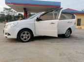 Cần bán xe Chevrolet Aveo năm 2018, màu trắng