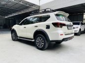 Bán xe Nissan Terra sản xuất 2019, xe nhập khẩu, màu trắng, mới đi 9.000km, có trả góp