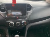 Bán xe Hyundai Grand i10 2015, màu bạc 