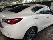 Cần bán xe Mazda 2 đời 2019, màu trắng, nhập khẩu còn mới